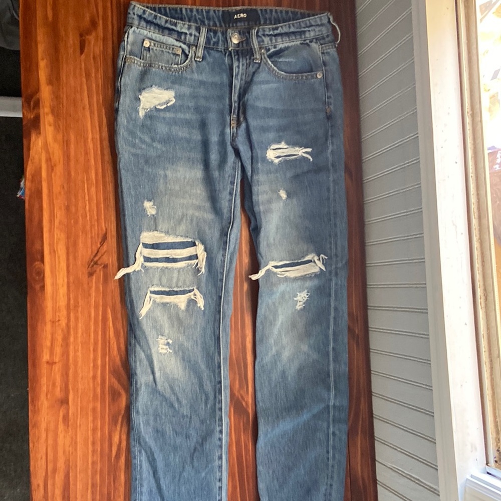 aero brand size 4 boyfriend jeans